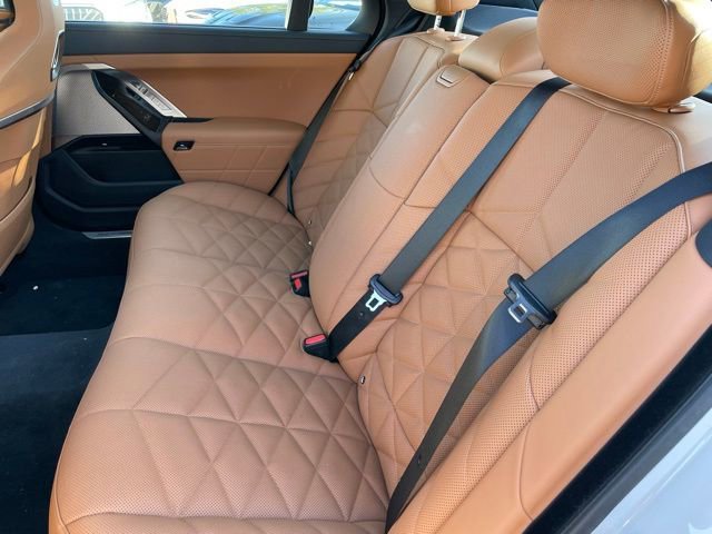 Certified 2026 BMW 740i xDrive w/ Premium Package image 7