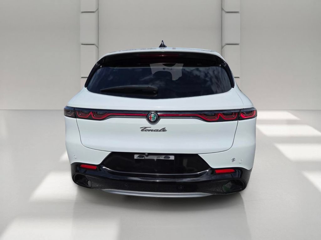 Used 2024 Alfa Romeo Tonale Ti AWD/4WD image 6