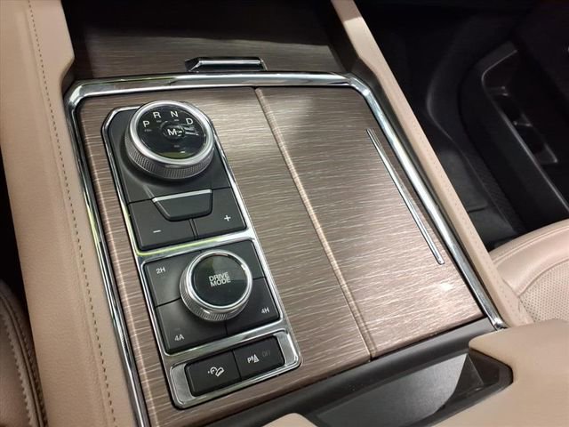 Used 2024 Ford Expedition Limited image 22