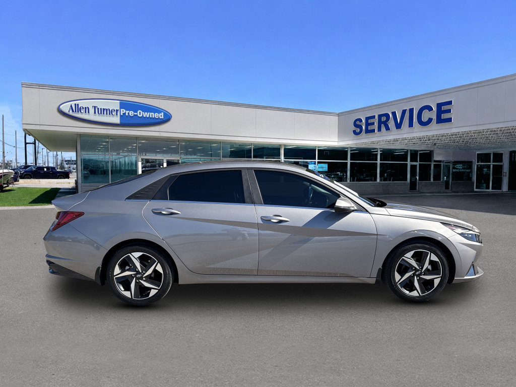 Used 2023 Hyundai Elantra Limited FWD image 9