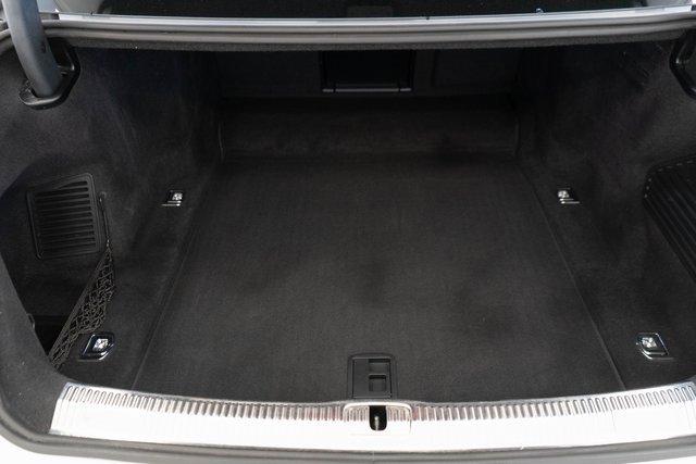 Used 2021 Audi A8 L 4.0T image 15