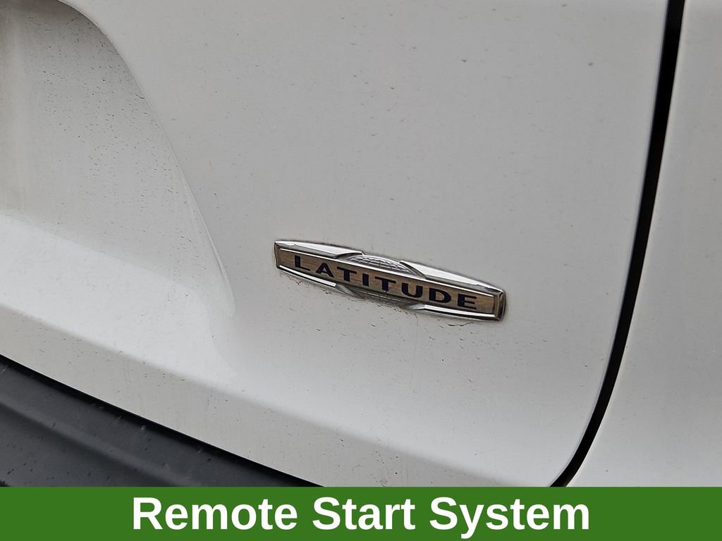 Used 2020 Jeep Cherokee Latitude w/ Cold Weather Group FWD image 6