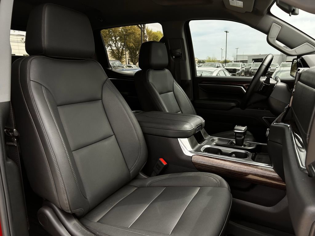 Used 2024 GMC Sierra 1500 Elevation w/ Elevation Premium Package image 28