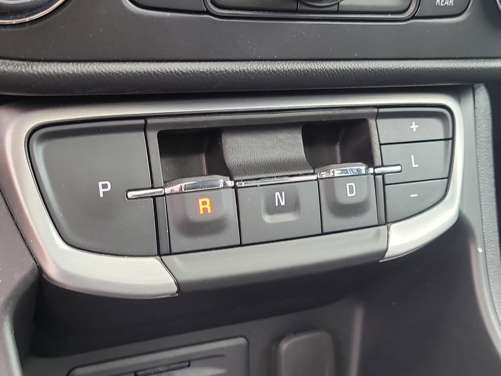 Used 2022 GMC Terrain SLT w/ Infotainment Package II image 26