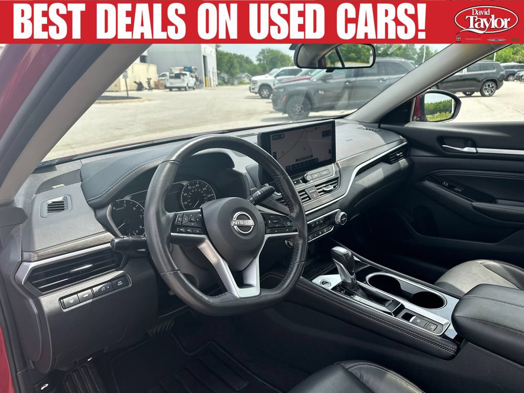Used 2023 Nissan Altima 2.5 SL FWD image 12
