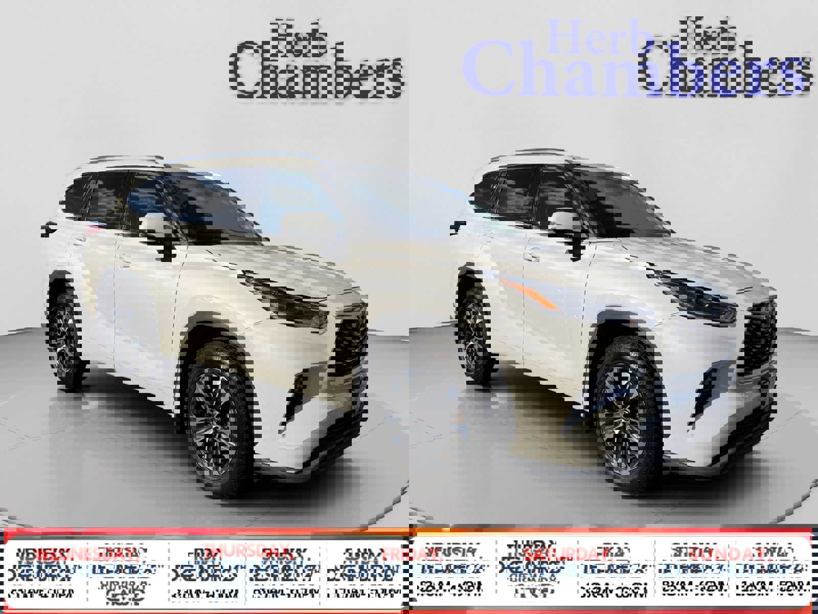 Used 2021 Toyota Highlander XLE image 29