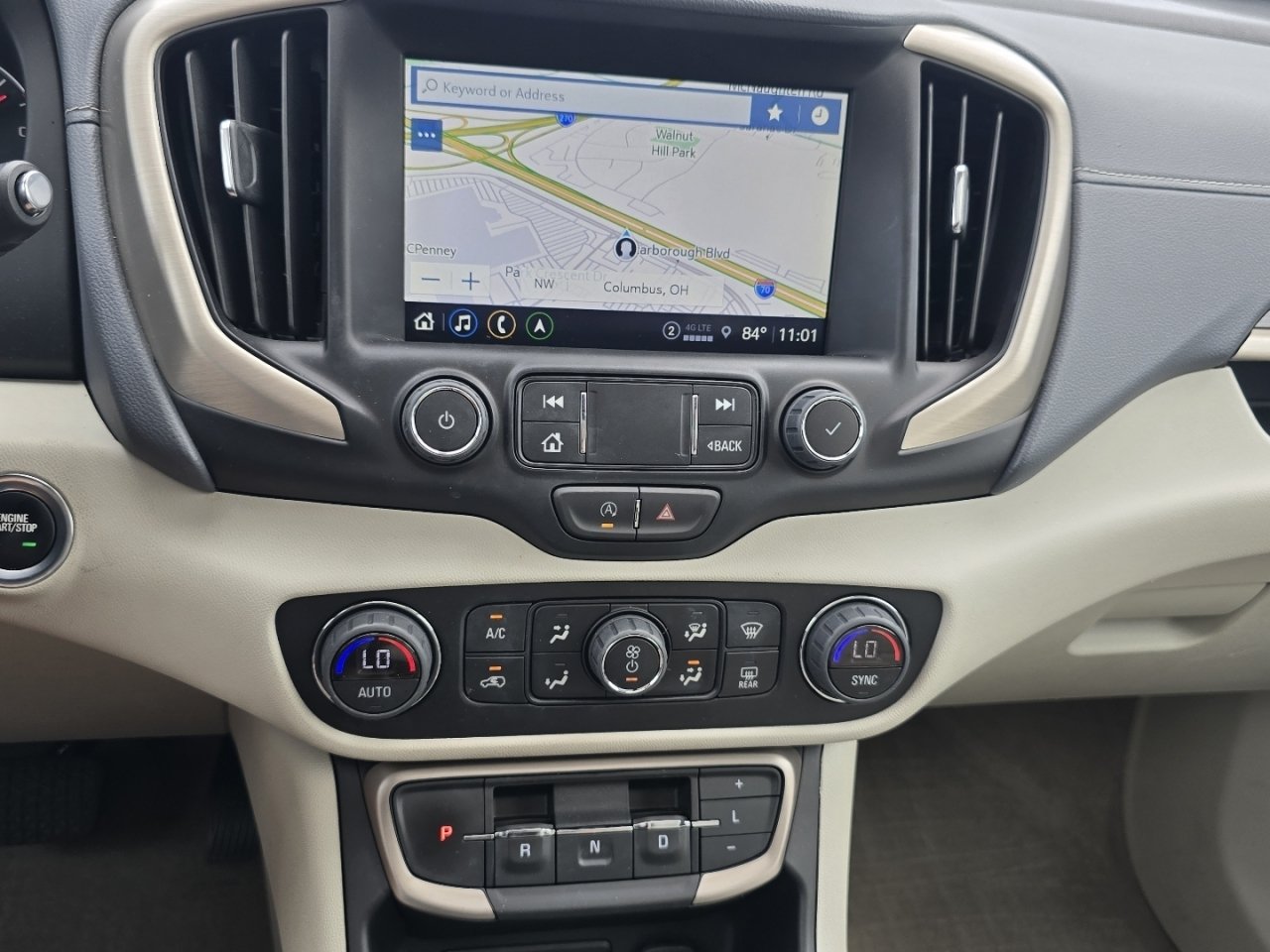 Used 2024 GMC Terrain Denali w/ Denali Premium Package AWD/4WD image 31