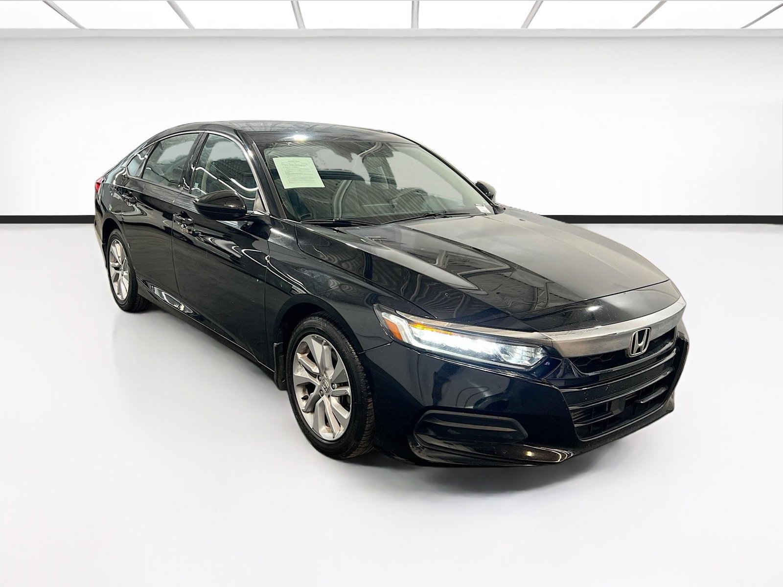 Used 2020 Honda Accord LX image 3