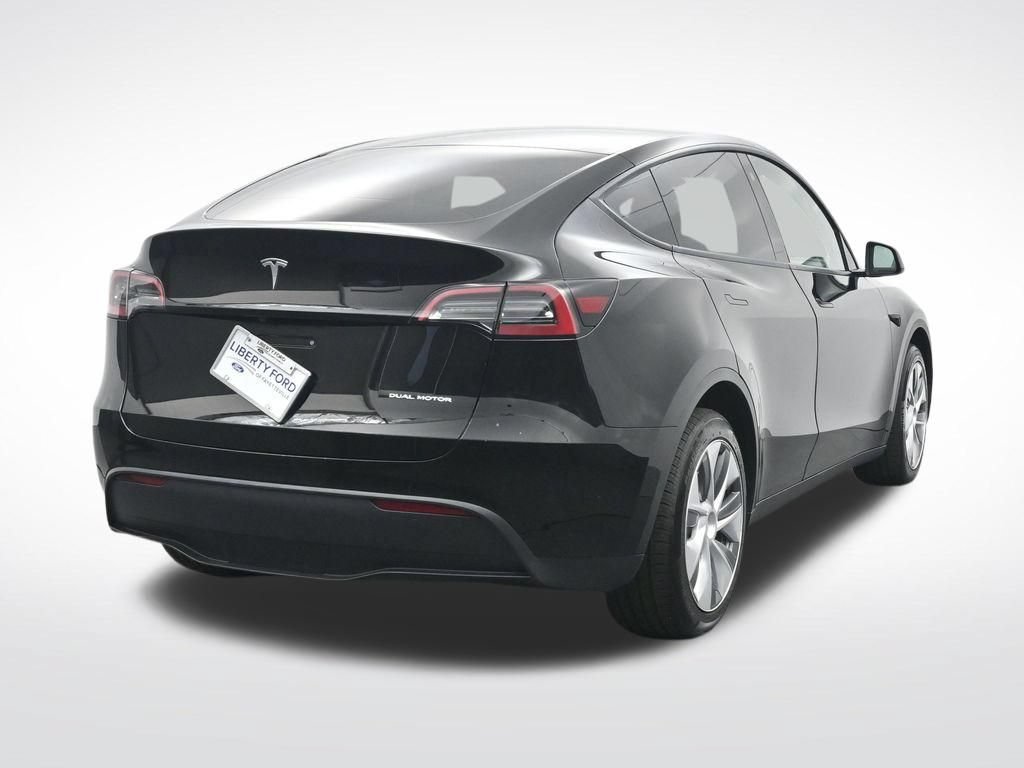 Used 2023 Tesla Model Y Long Range AWD/4WD image 7
