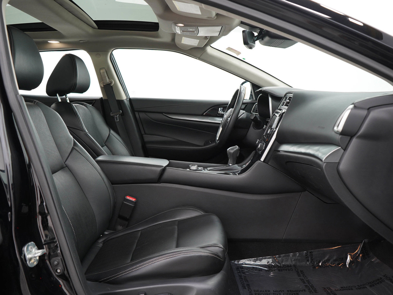 Used 2023 Nissan Maxima SL image 11