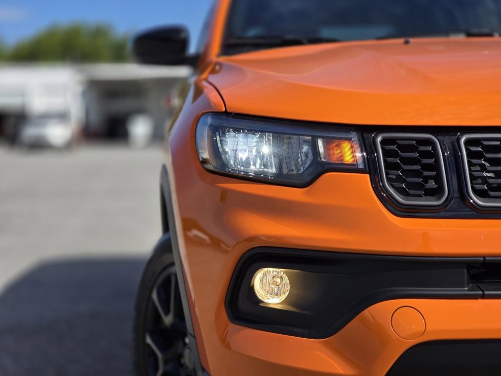 New 2026 Jeep Compass Latitude image 9
