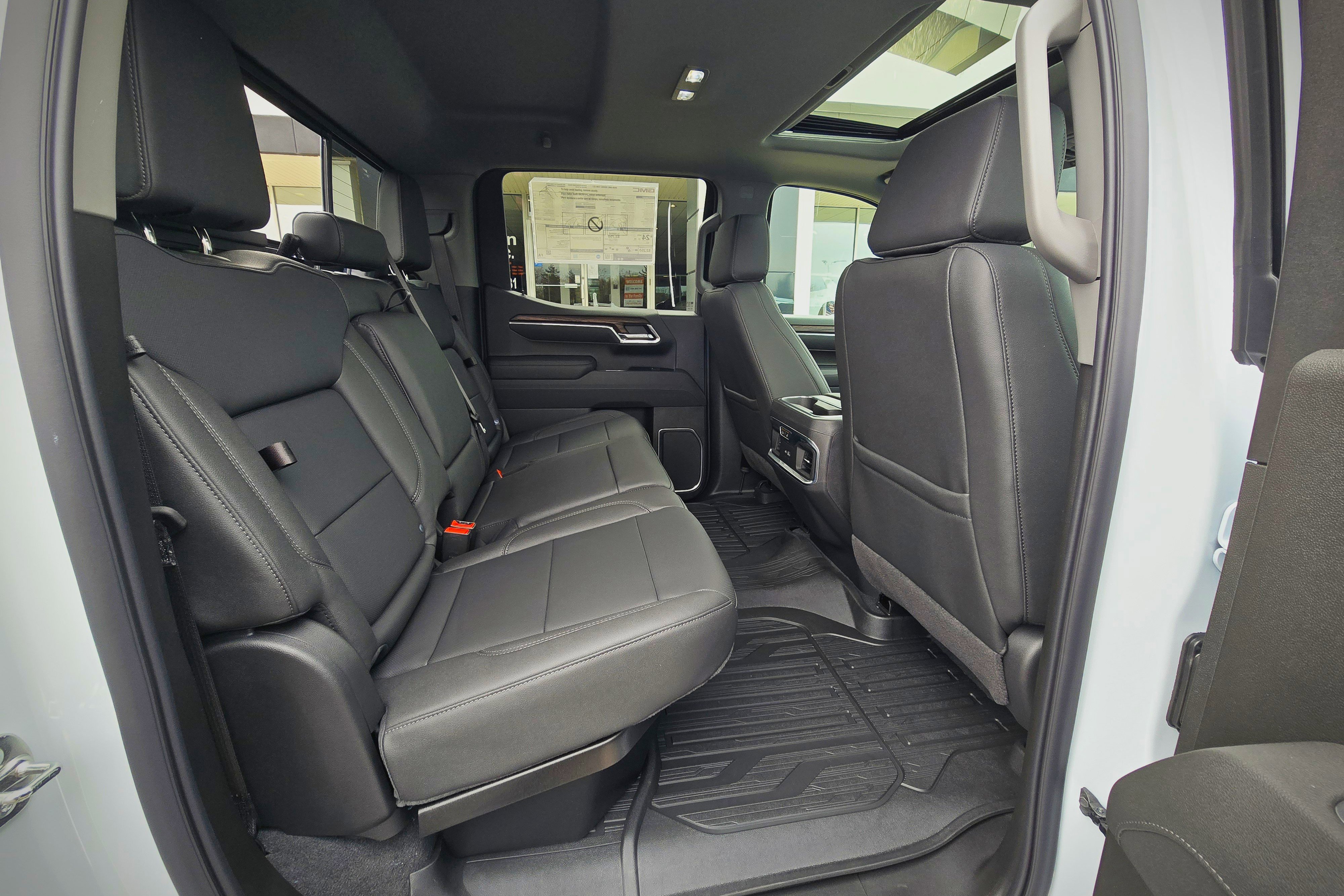 New 2026 GMC Sierra 1500 SLT w/ SLT Premium Plus Package image 19