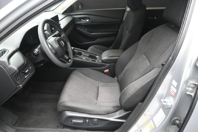 Used 2024 Honda Accord EX image 19