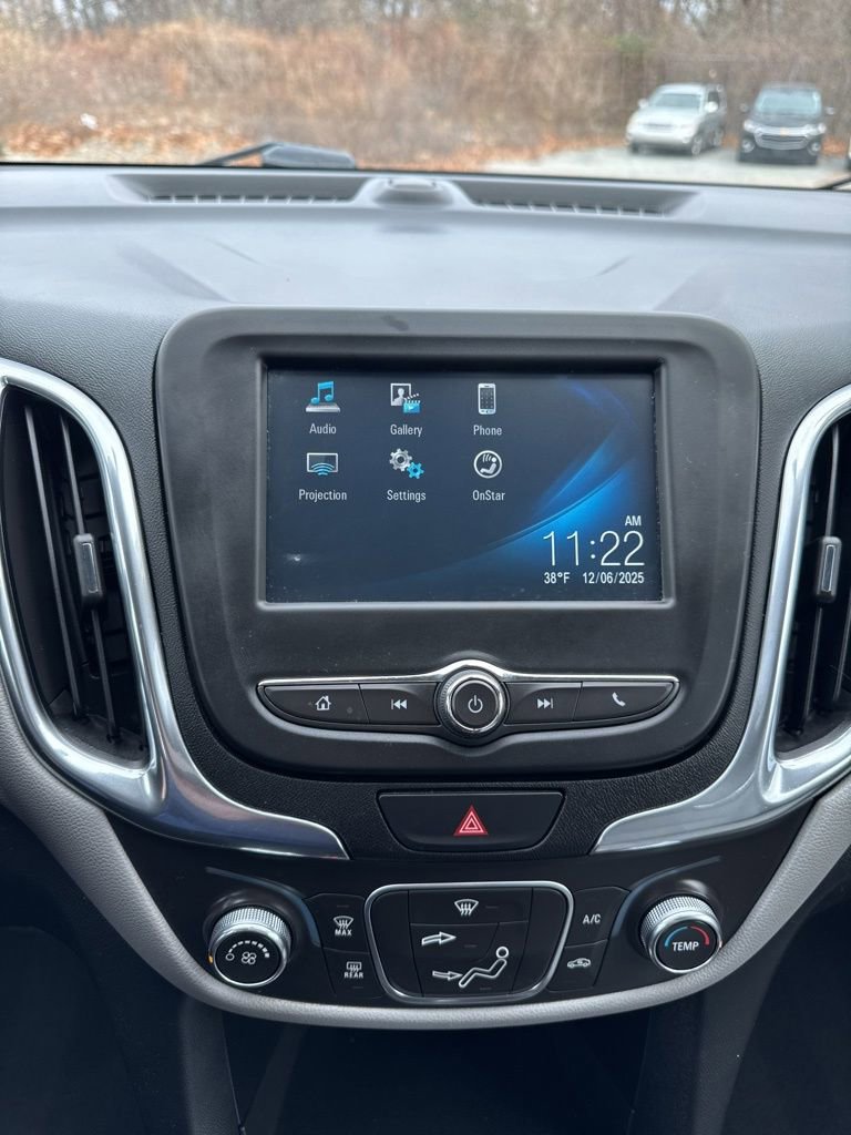 Used 2018 Chevrolet Equinox LS image 21