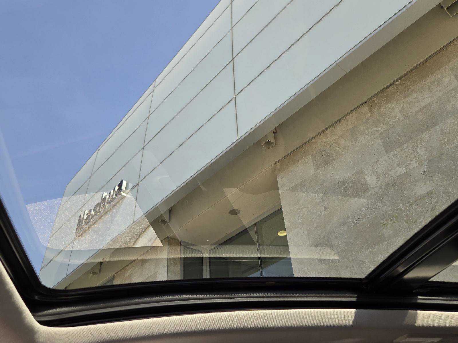 Used 2025 Acura RDX SH-AWD w/ Technology Package image 27