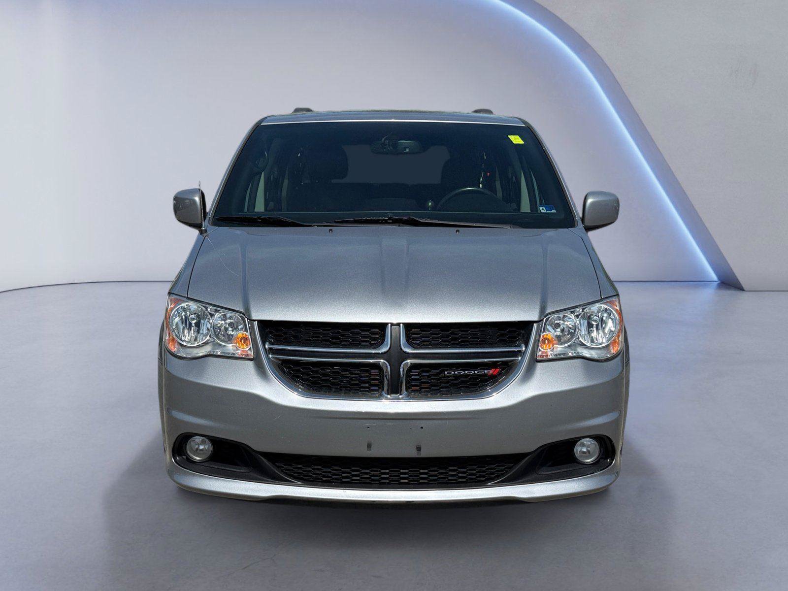 Used 2018 Dodge Grand Caravan SXT FWD image 8