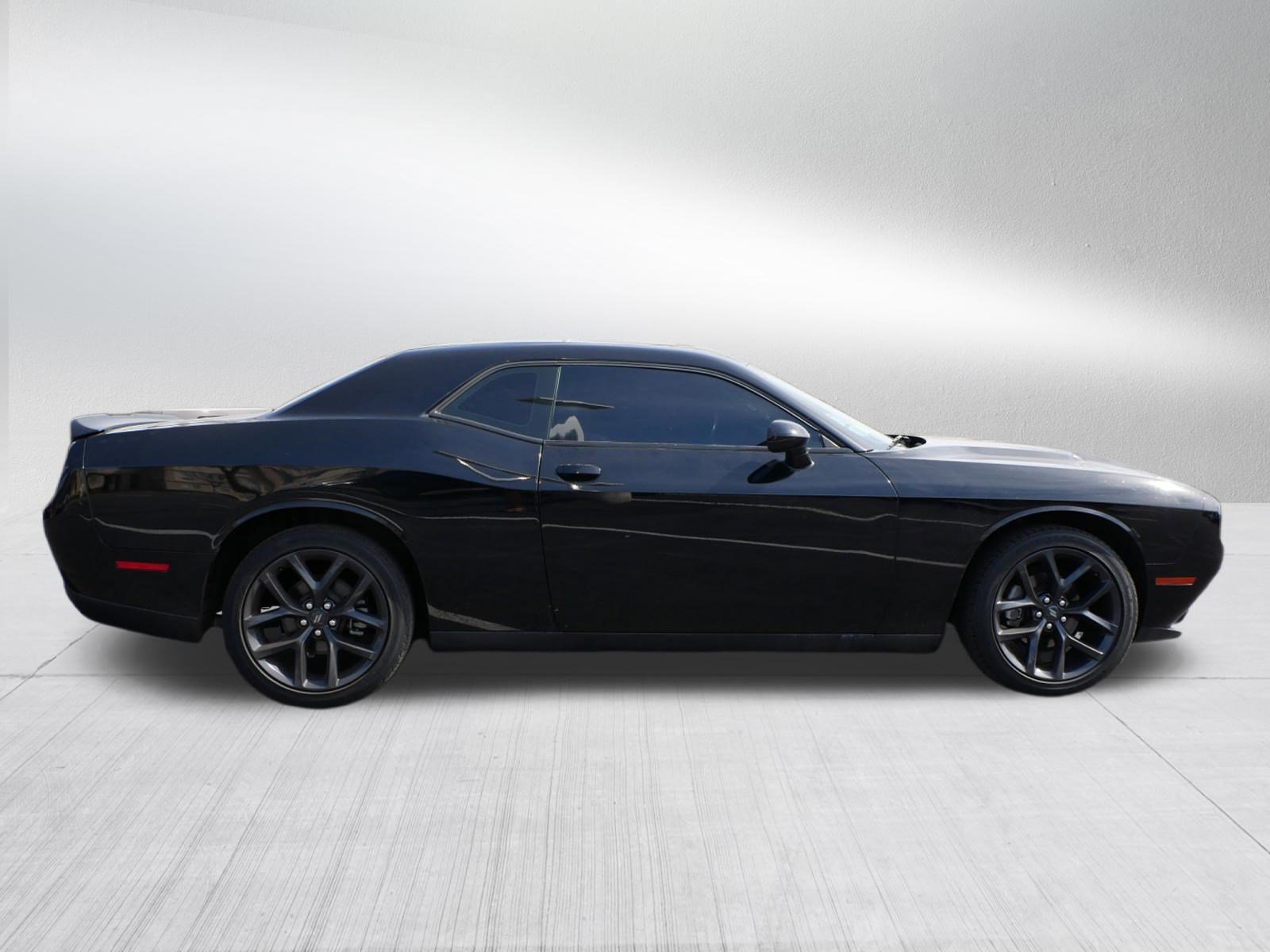 Used 2022 Dodge Challenger SXT w/ Blacktop Package RWD image 8