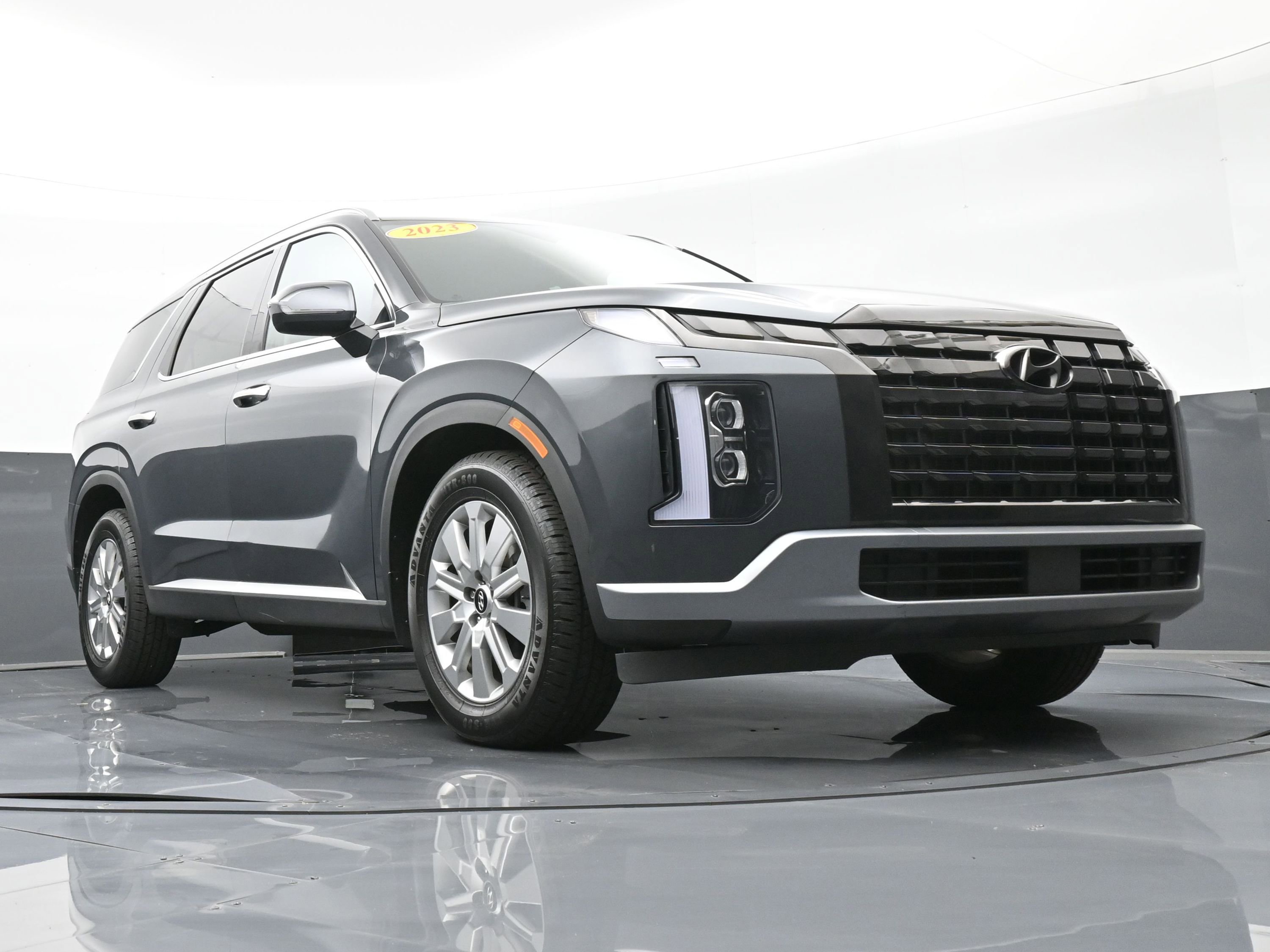 Used 2023 Hyundai Palisade SEL image 32