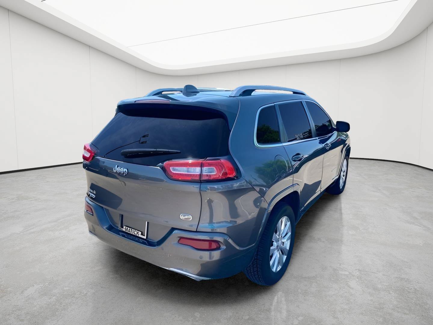 Used 2018 Jeep Cherokee Overland AWD/4WD image 11