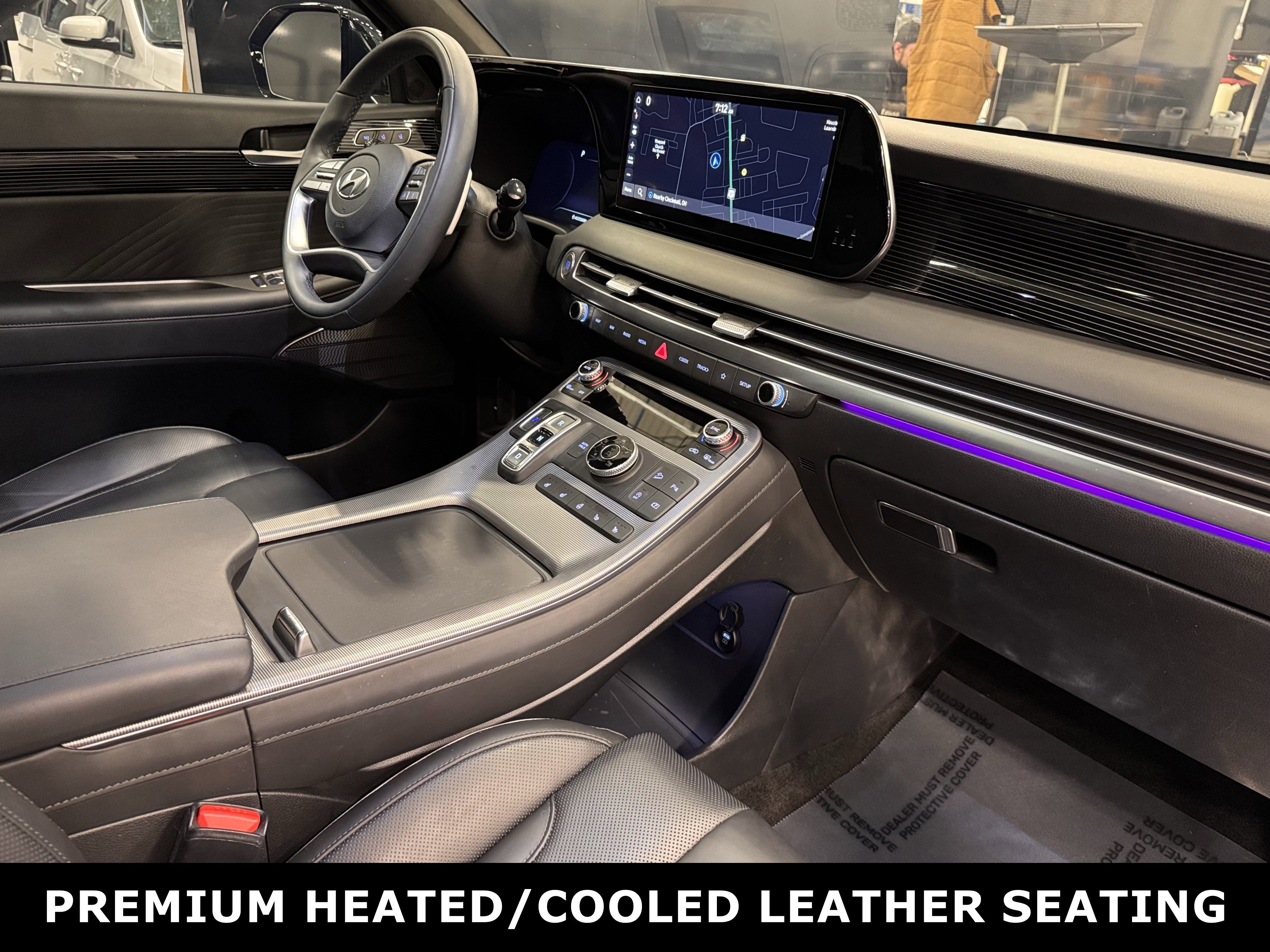 Used 2025 Hyundai Palisade Calligraphy image 4