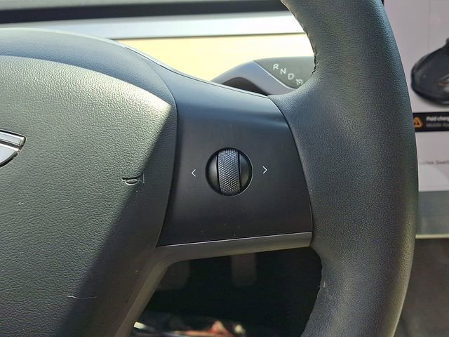 Used 2021 Tesla Model 3 Standard Range Plus image 24
