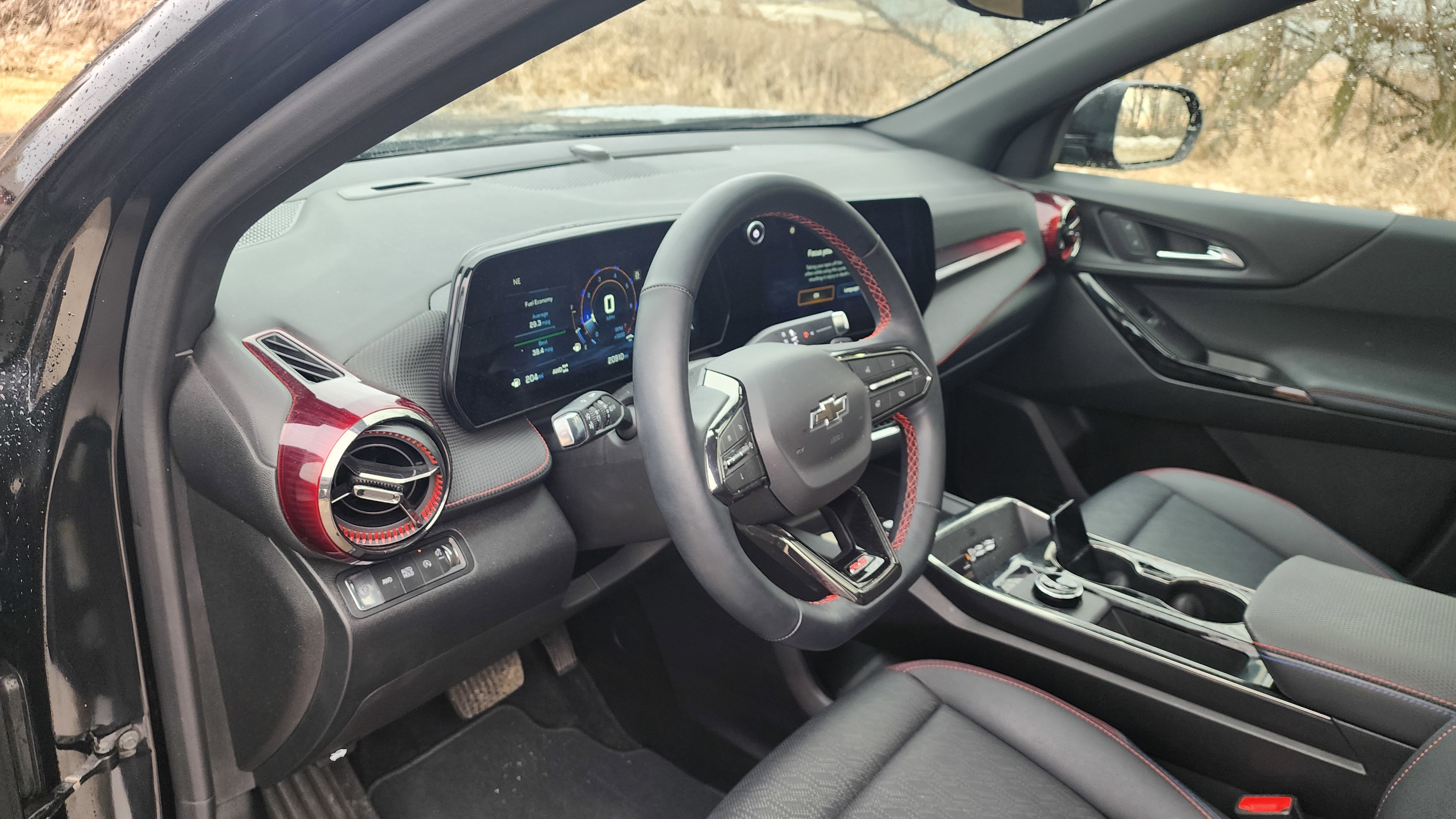 Certified 2025 Chevrolet Equinox RS w/ Safety and Technology Package image 9