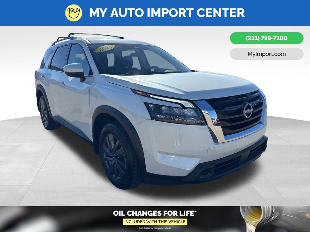 Used 2024 Nissan Pathfinder SV 360° Tour
