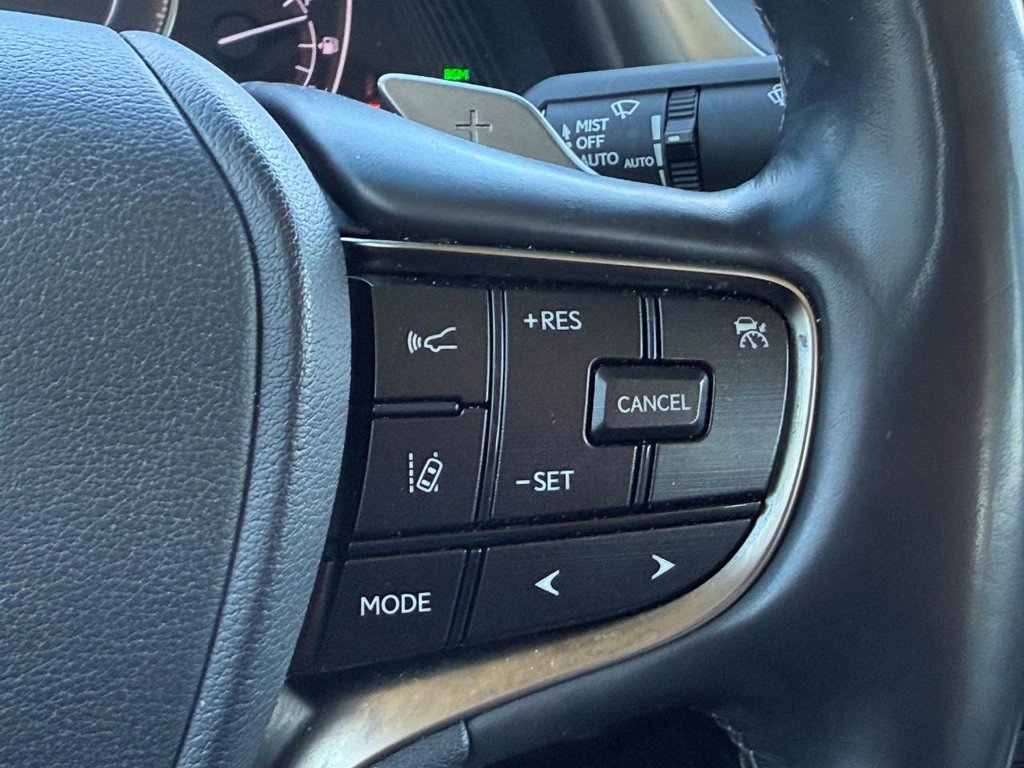 Used 2021 Lexus ES 250 w/ Premium Package image 17