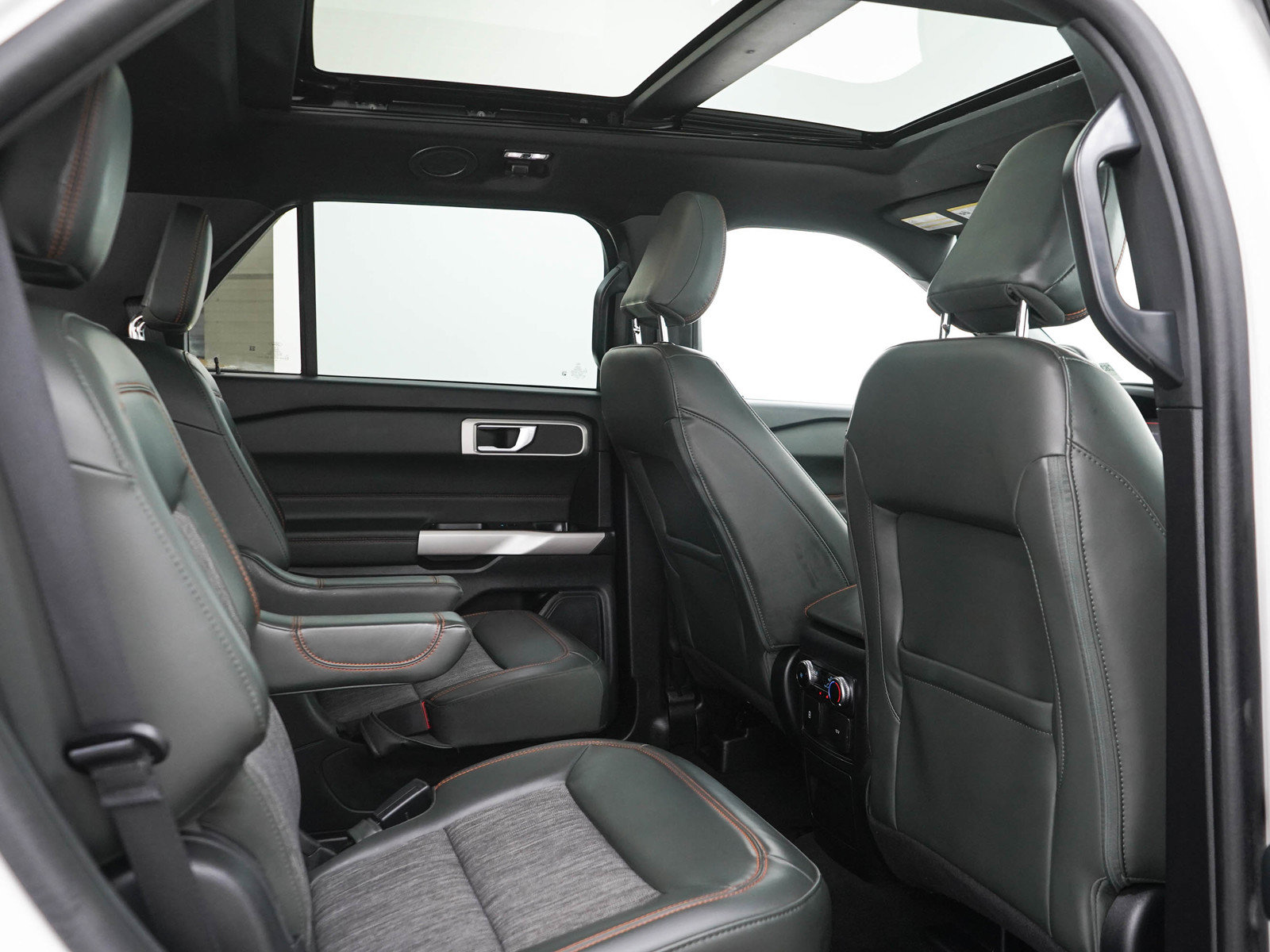 Used 2023 Ford Explorer Timberline AWD/4WD image 14