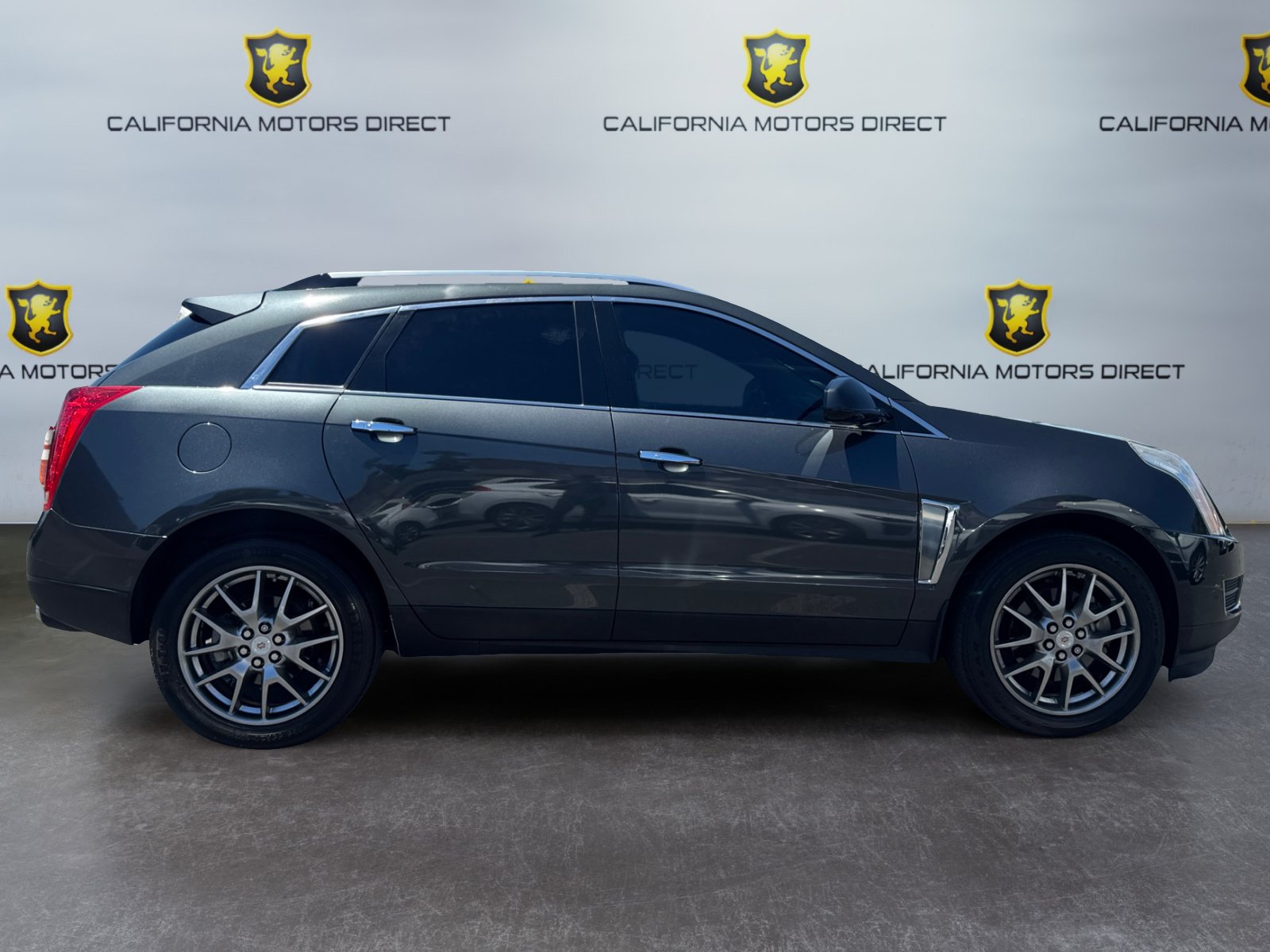 Used 2014 Cadillac SRX Luxury w/ LPO, Sports Edition Package FWD image 6