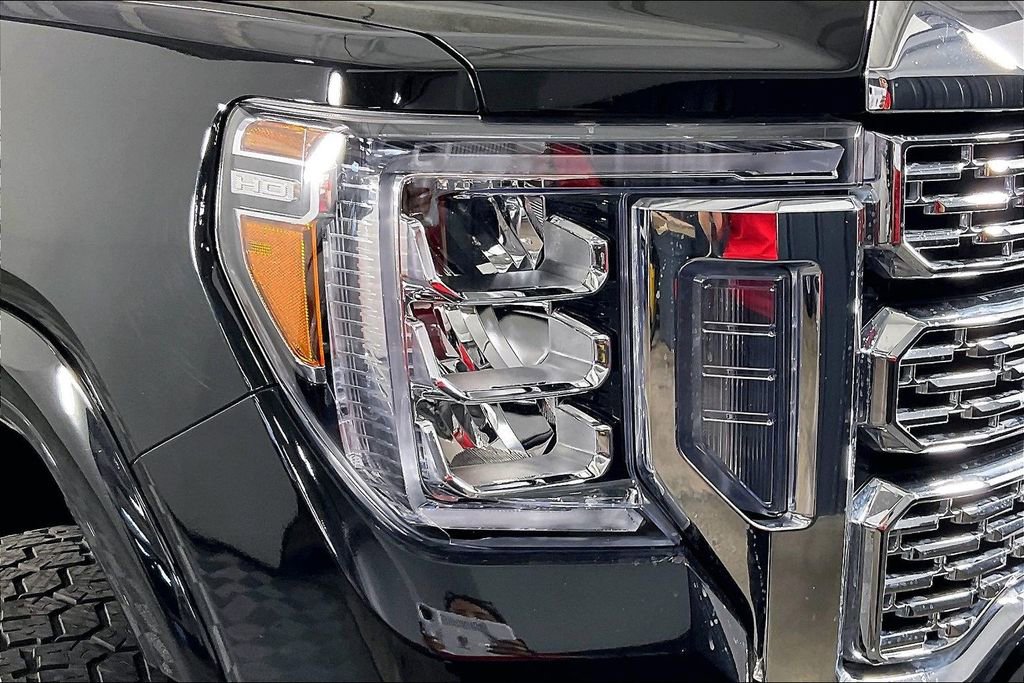 Used 2022 GMC Sierra 2500 Denali w/ Denali Ultimate Package AWD/4WD image 41