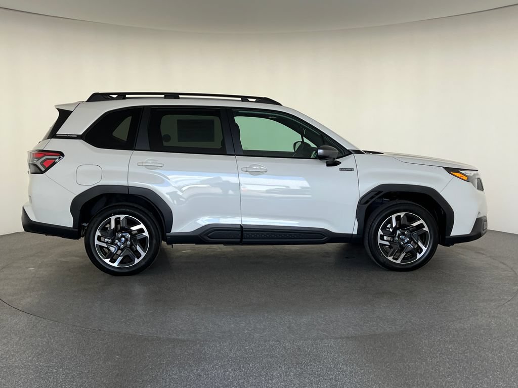 New 2026 Subaru Forester Premium AWD/4WD image 2