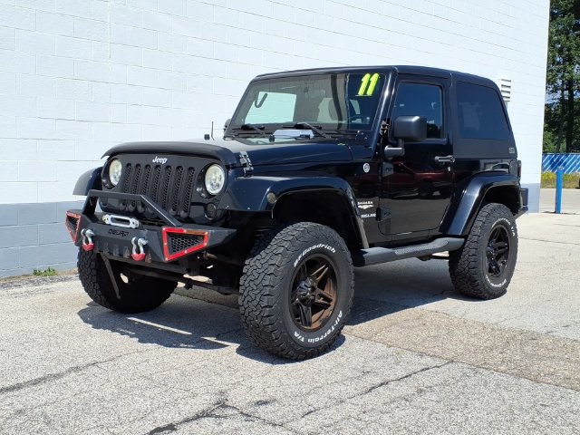 Used 2011 Jeep Wrangler Sahara AWD/4WD image 8