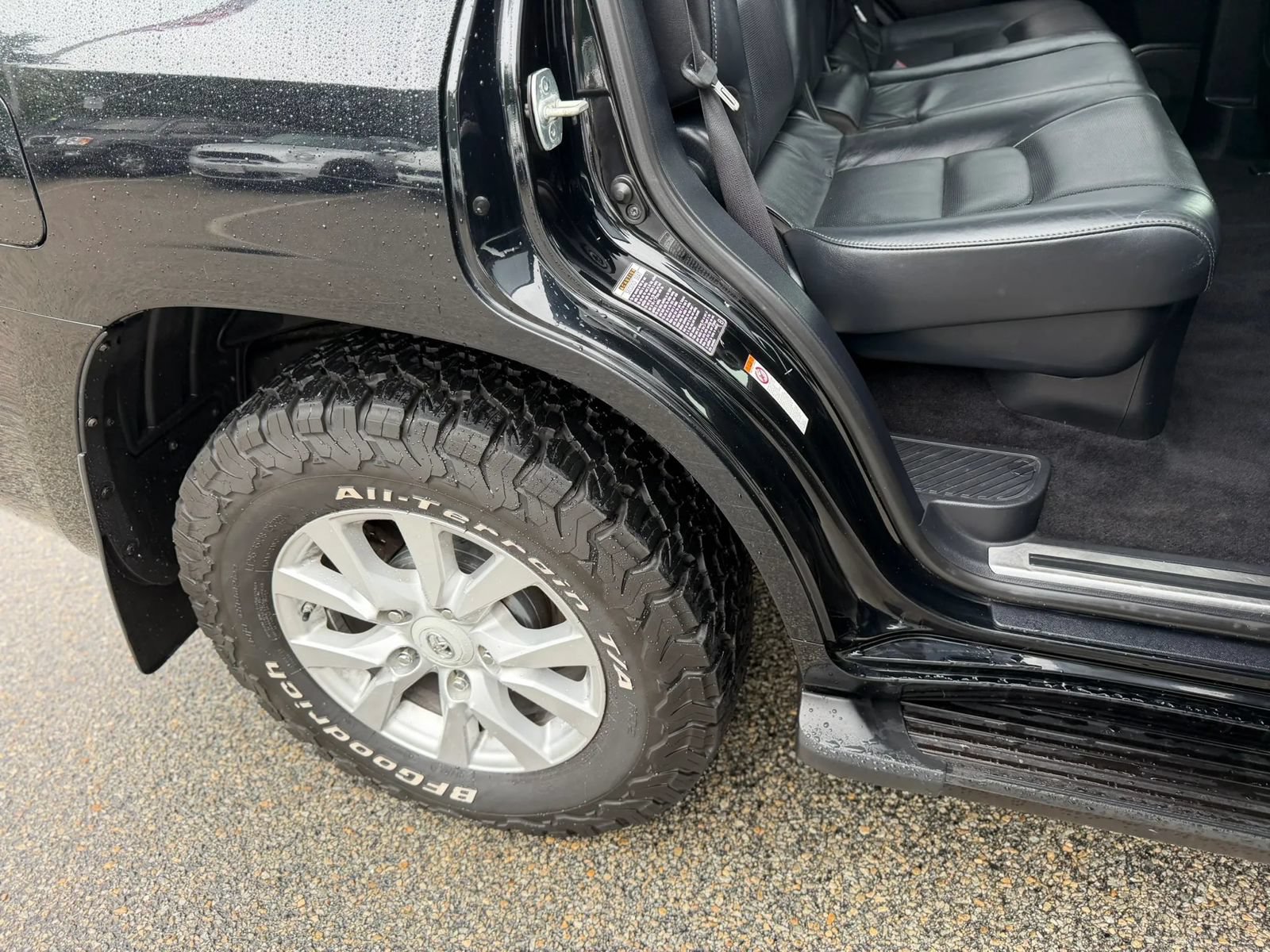 Used 2016 Toyota Land Cruiser AWD/4WD image 15