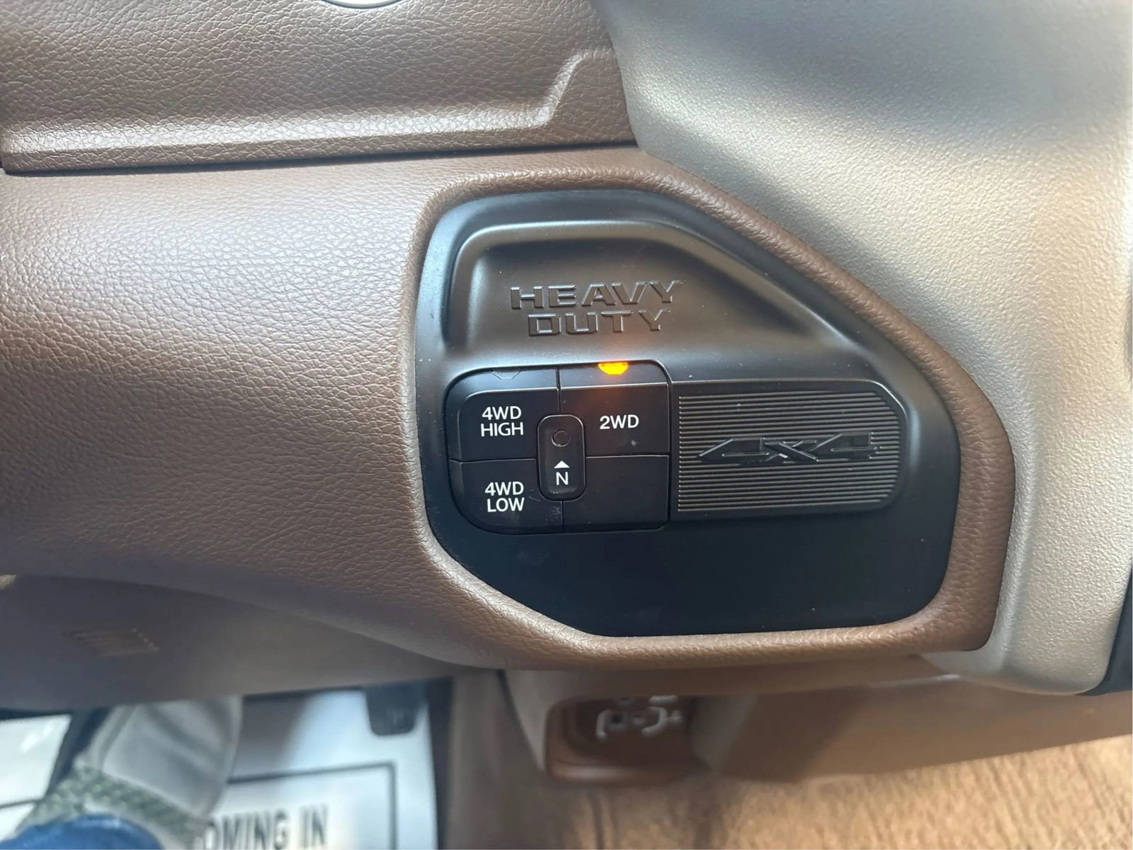 Used 2022 RAM 2500 Laramie w/ Snow Chief Group AWD/4WD image 35