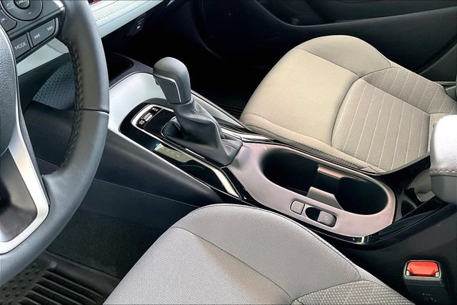 Used 2025 Toyota Corolla SE FWD image 15