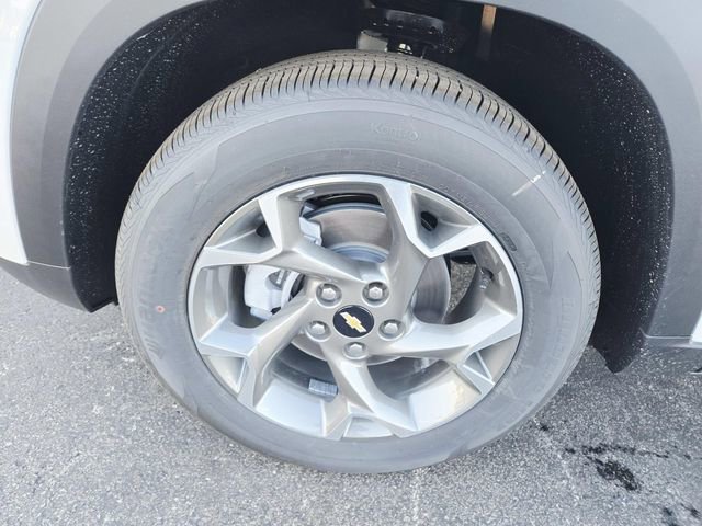 New 2026 Chevrolet Trax LT w/ Driver Confidence Package image 12