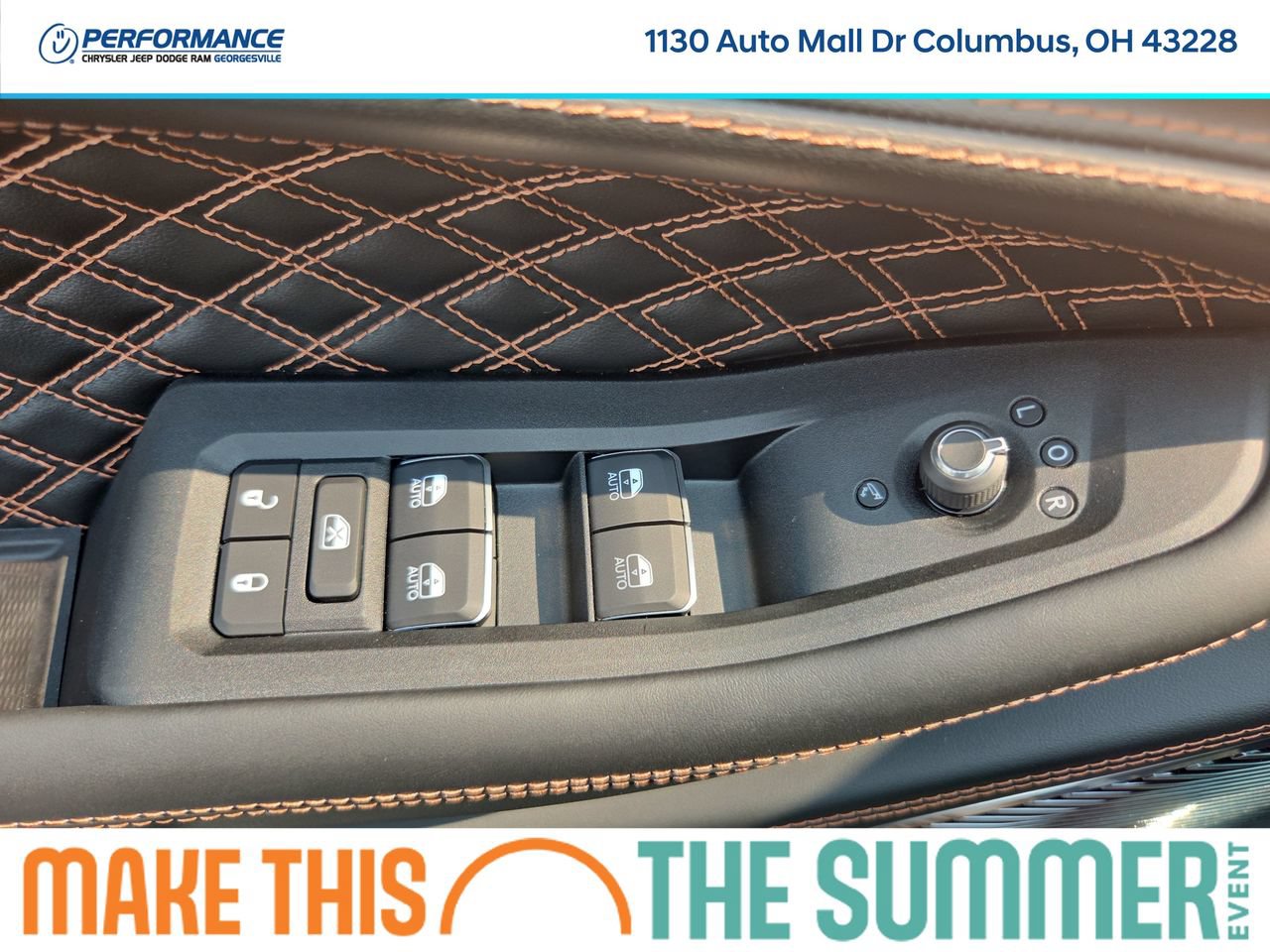 New 2026 Jeep Grand Cherokee L Summit w/ Obsidian Package AWD/4WD image 25