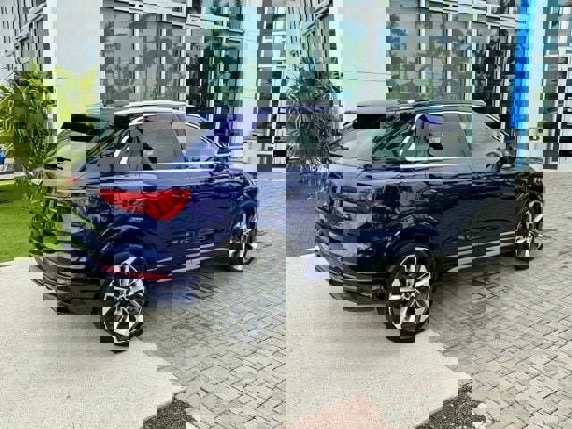 Used 2021 Audi Q3 2.0T Premium Plus w/ Premium Plus Package image 6