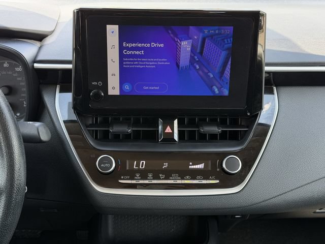 Used 2025 Toyota Corolla LE FWD image 16