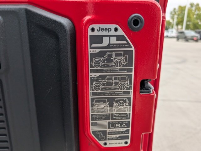 Used 2024 Jeep Wrangler Willys image 22