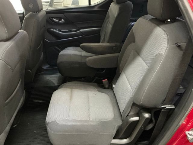 Used 2023 Chevrolet Traverse LT image 11