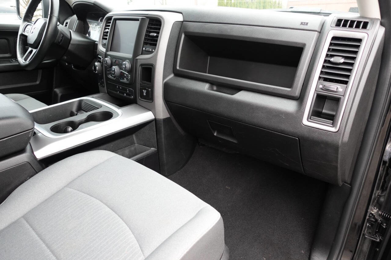 Used 2023 RAM 1500 Express w/ Wheel & Sound Group AWD/4WD image 37