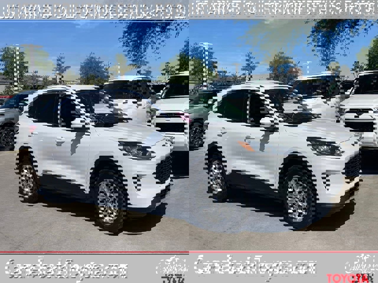 Used 2021 Ford Escape SE image 1