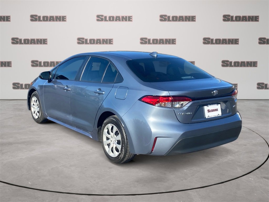 Used 2024 Toyota Corolla LE image 3