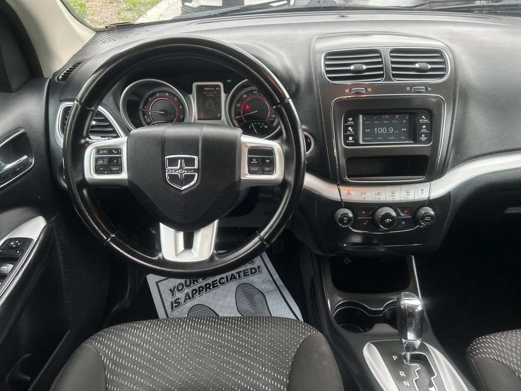 Used 2020 Dodge Journey SE w/ SE Popular Equipment Group FWD image 16