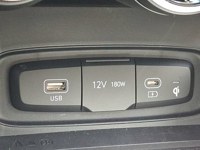 Certified 2026 Hyundai Venue SEL FWD image 22