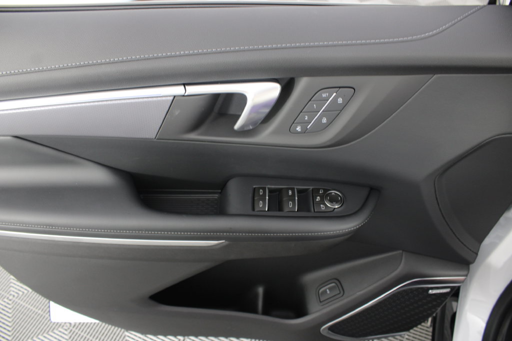 New 2027 Buick Enclave Sport Touring w/ Power Package FWD image 15