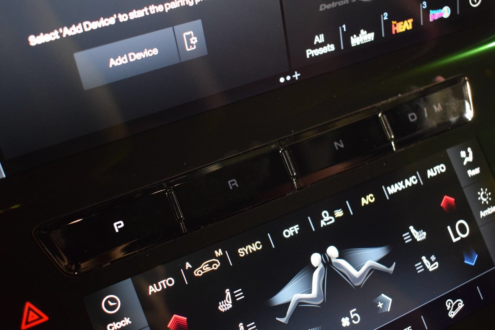 Certified 2025 Maserati Grecale Modena AWD/4WD image 33