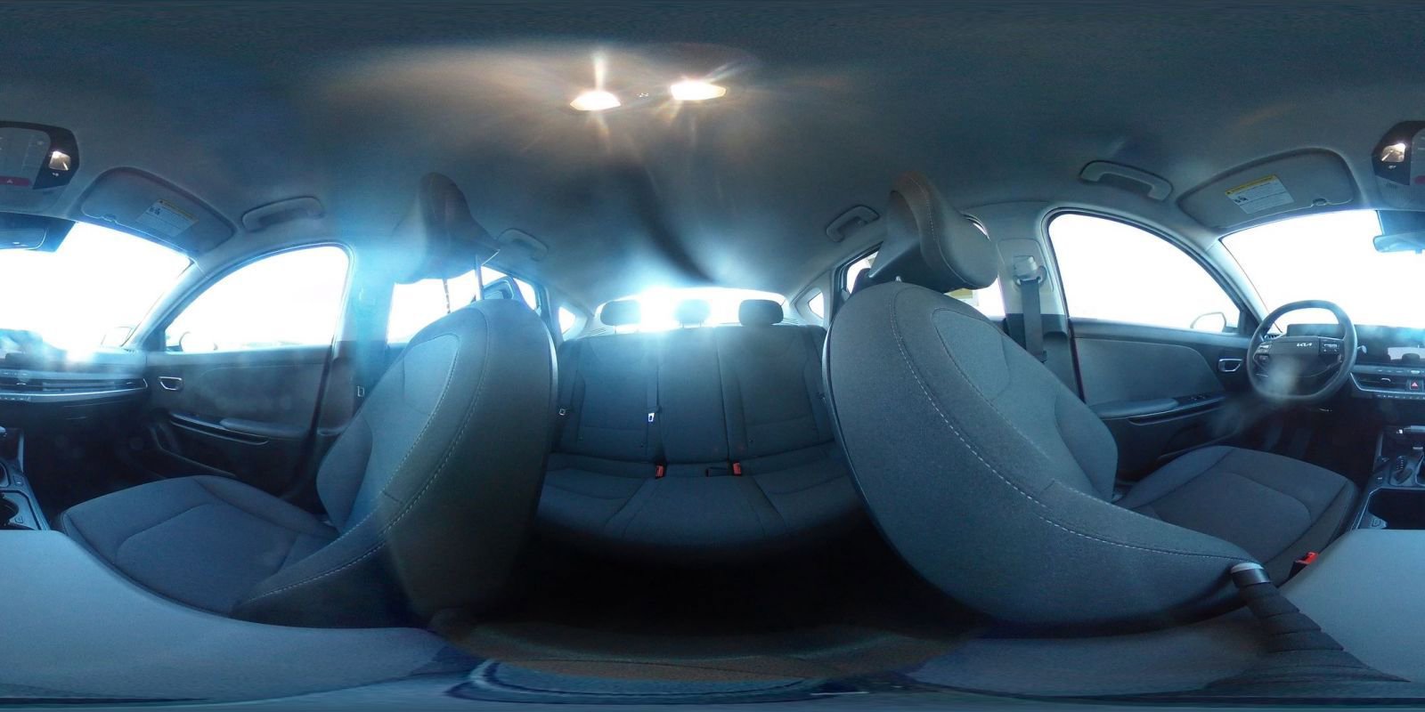 Used 2025 Kia K4 LXS image 41